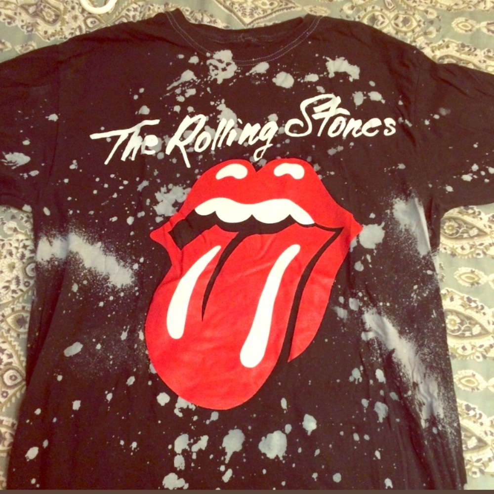 Distressed Rolling Stones T-shirt